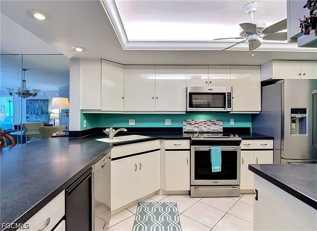 Condo in Fort Myers Beach, Florida, United States 5 - 18044256