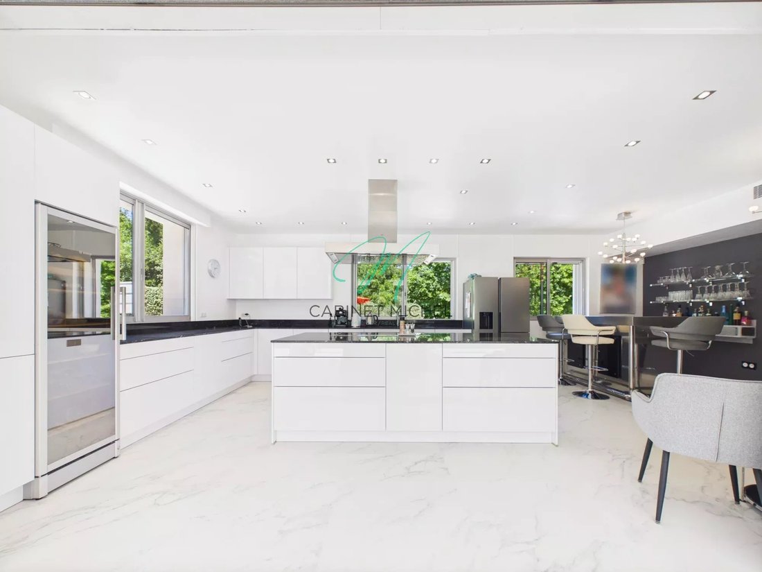 Villa in Opio, Provence-Alpes-Côte d'Azur, France 3 - 18037993