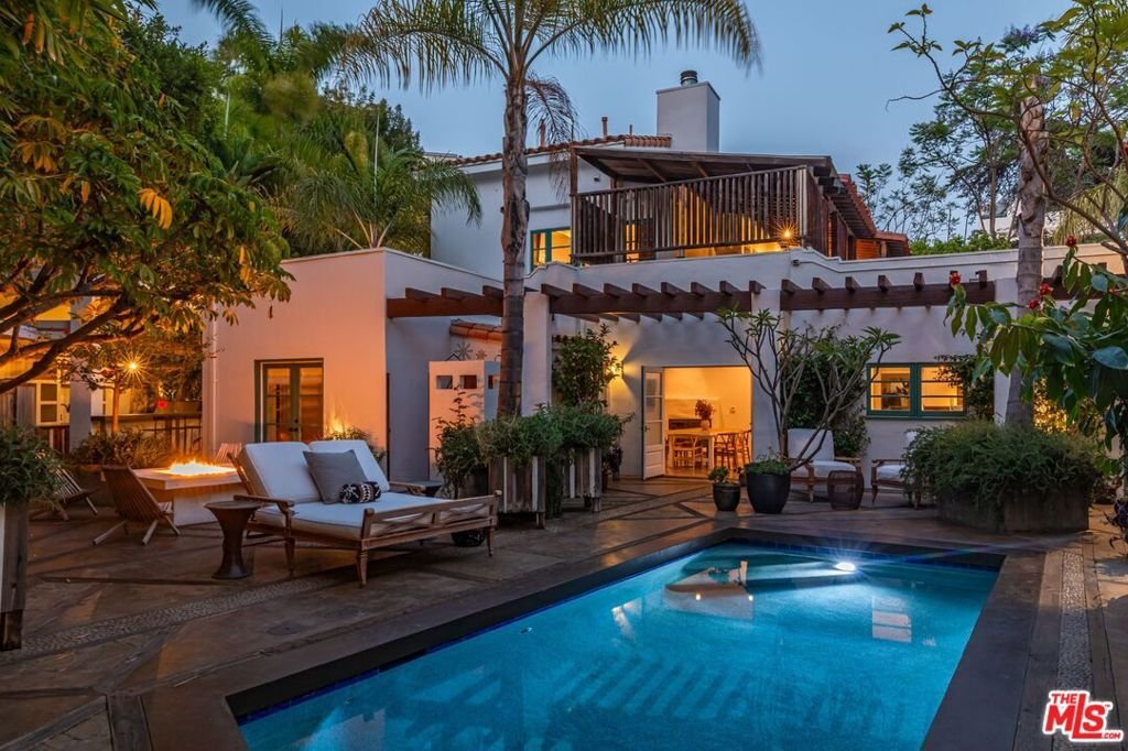 House in Los Angeles, California, United States 1 - 18044127