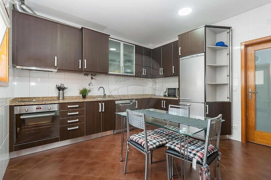House in Aver-o-Mar, Amorim e Terroso, Porto District, Portugal 2 - 18051009