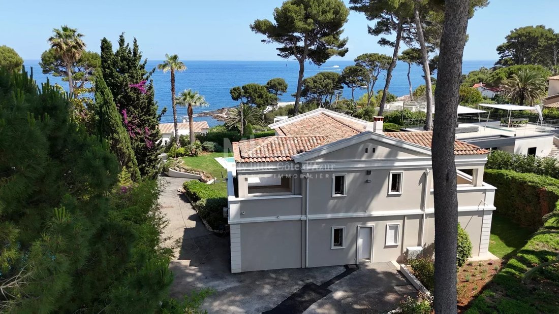Villa in Antibes, Provence-Alpes-Côte d'Azur, France 4 - 18038503