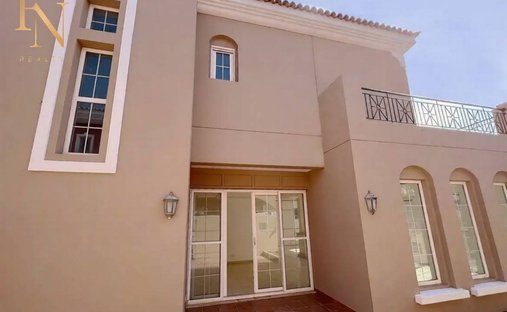 Villa en Wadi Al Safa 6, Wadi Al Safa, Dubái 1