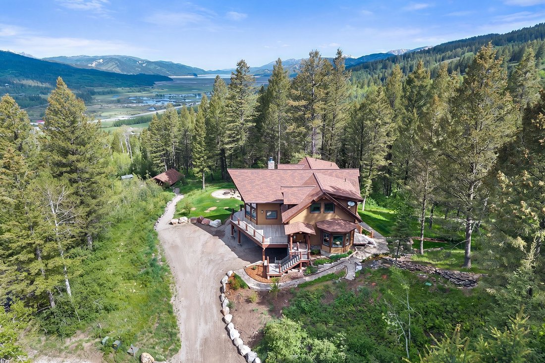 House in Alpine, Wyoming, United States 3 - 16480575