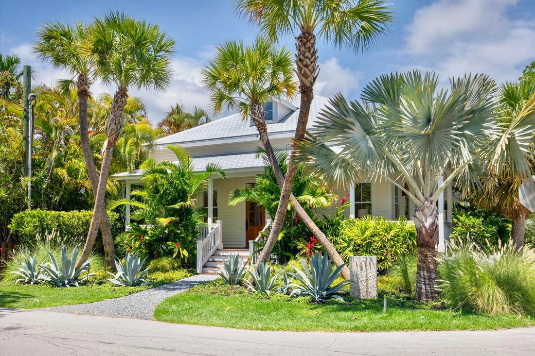 House in Key West, Florida, United States 2 - 18048027