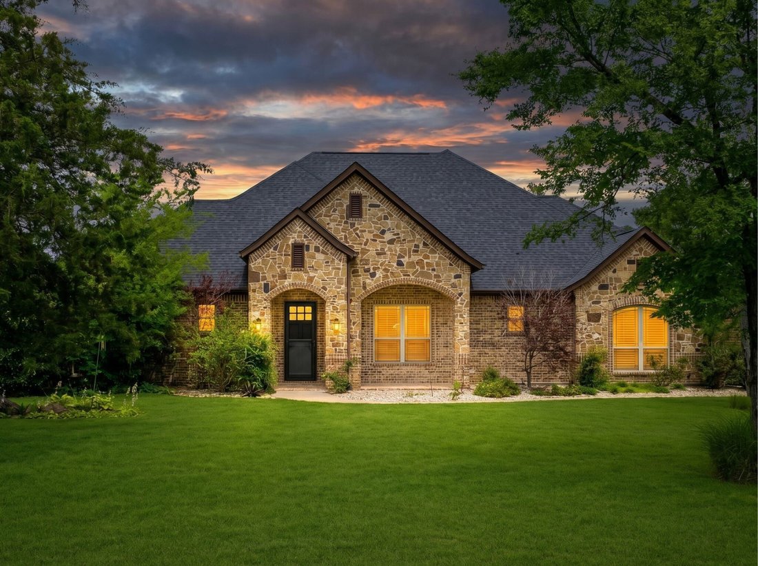 House in Quinlan, Texas, United States 3 - 18039842