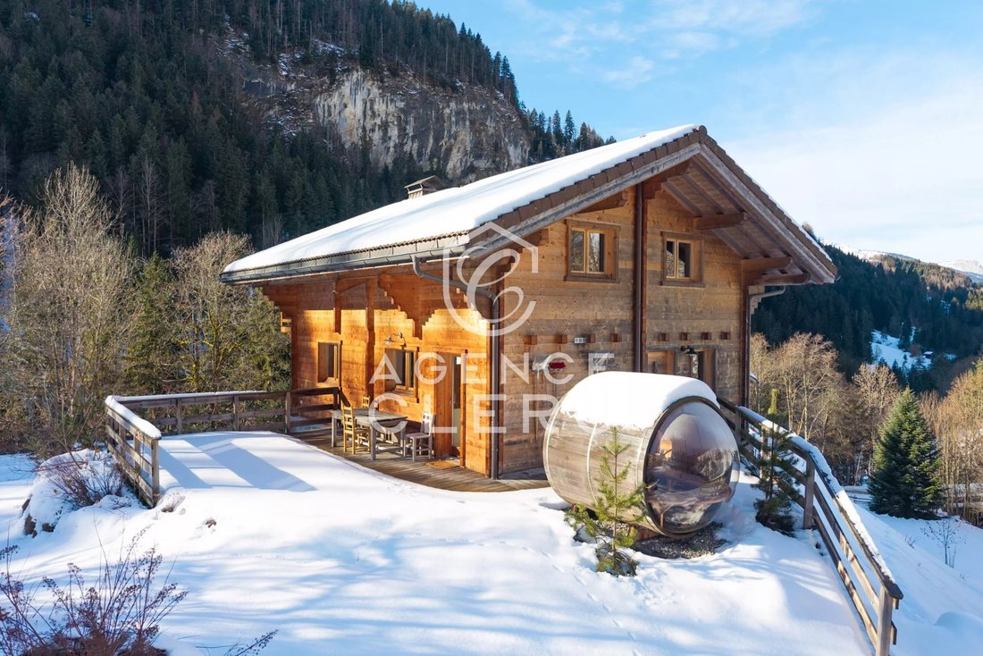 Villa in Manigod, Auvergne-Rhône-Alpes, France 1 - 15949975