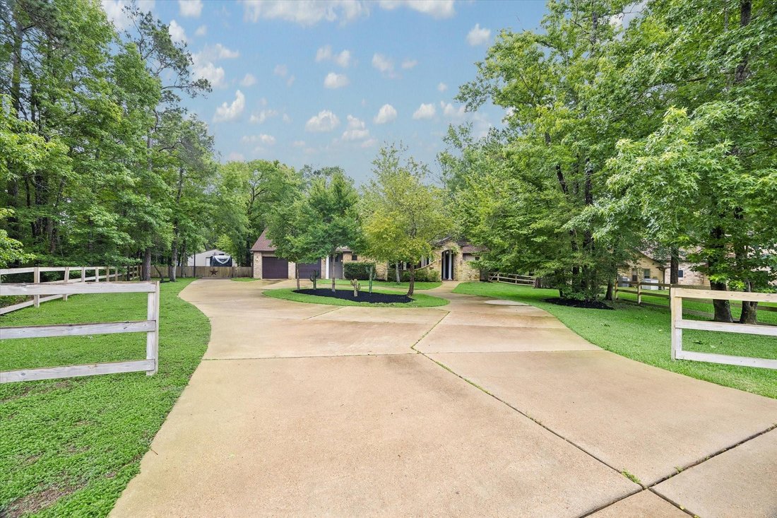 House in New Waverly, Texas, United States 3 - 18044178