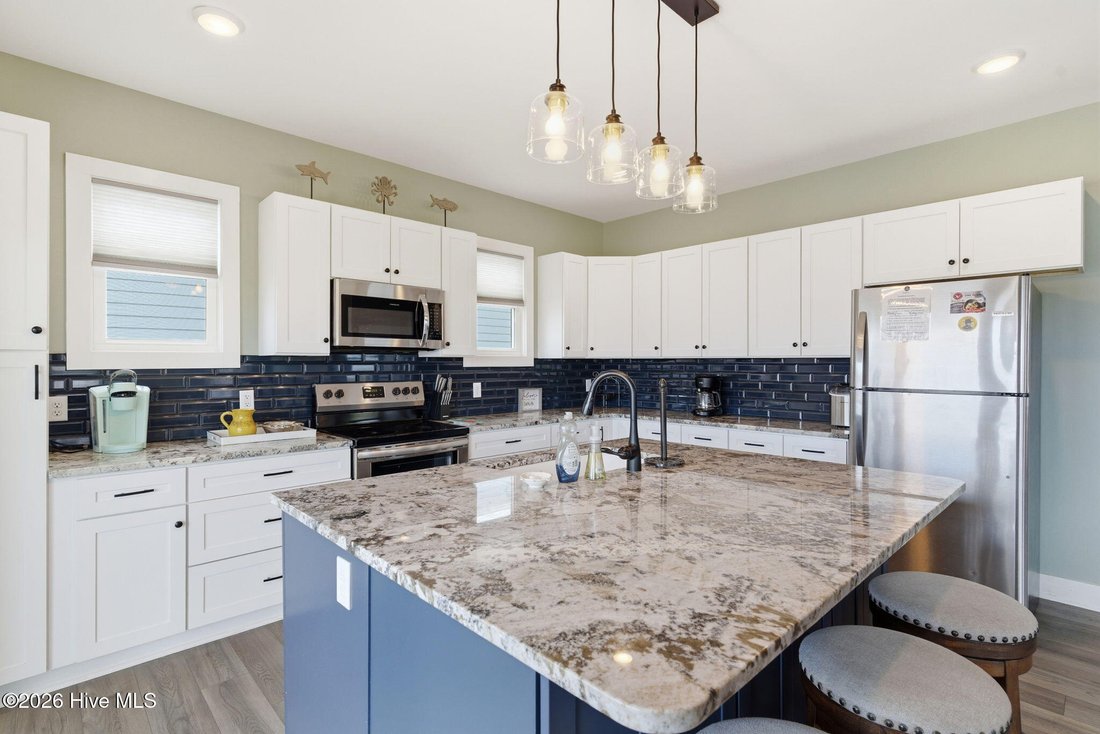 House in Oak Island, North Carolina, United States 4 - 18028915