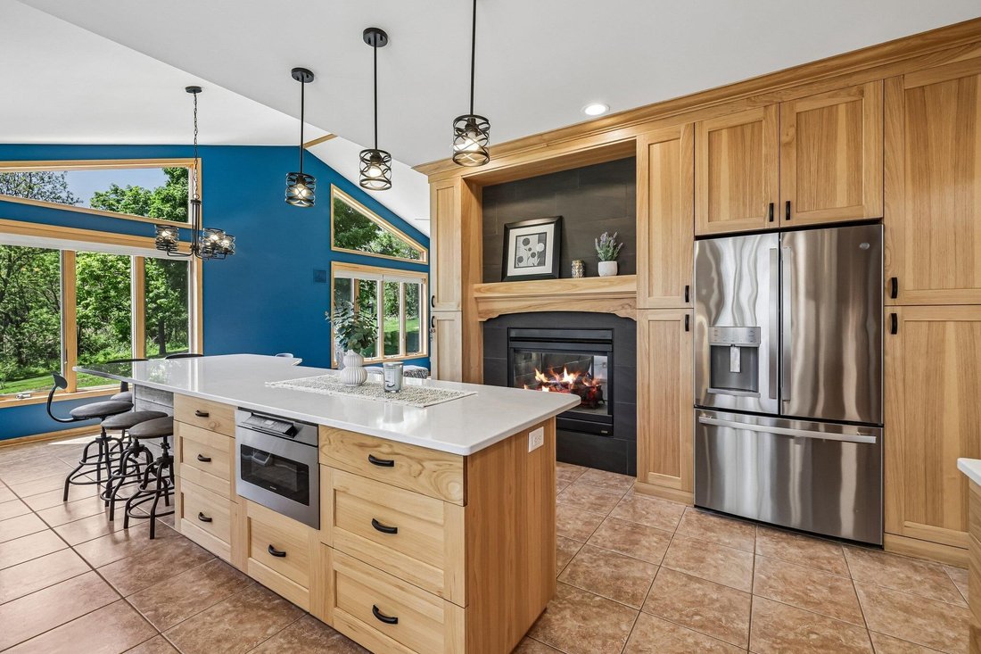 House in Cross Plains, Wisconsin, United States 4 - 18036537