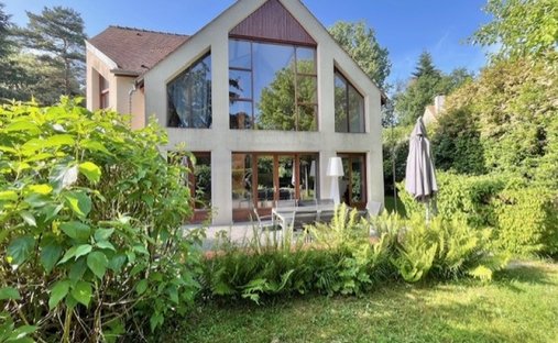 Casa a Bullion, Isola di Francia, Francia 1