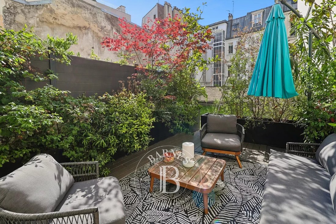 Apartment in Chaillot, Paris 16e Arrondissement, Paris 1 - 18038222