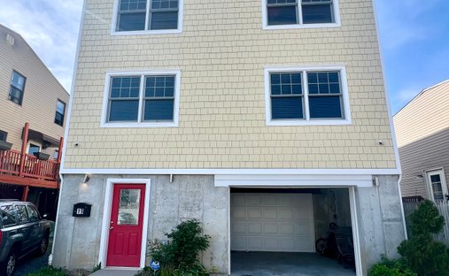 House in New York, New York, United States 1