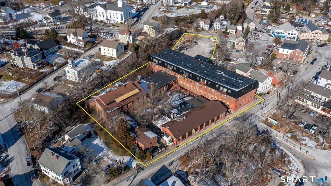 Groton, Connecticut, United States 1 - 18041338