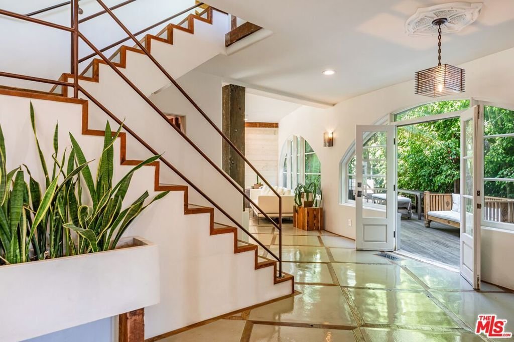 House in Los Angeles, California, United States 4 - 18044127
