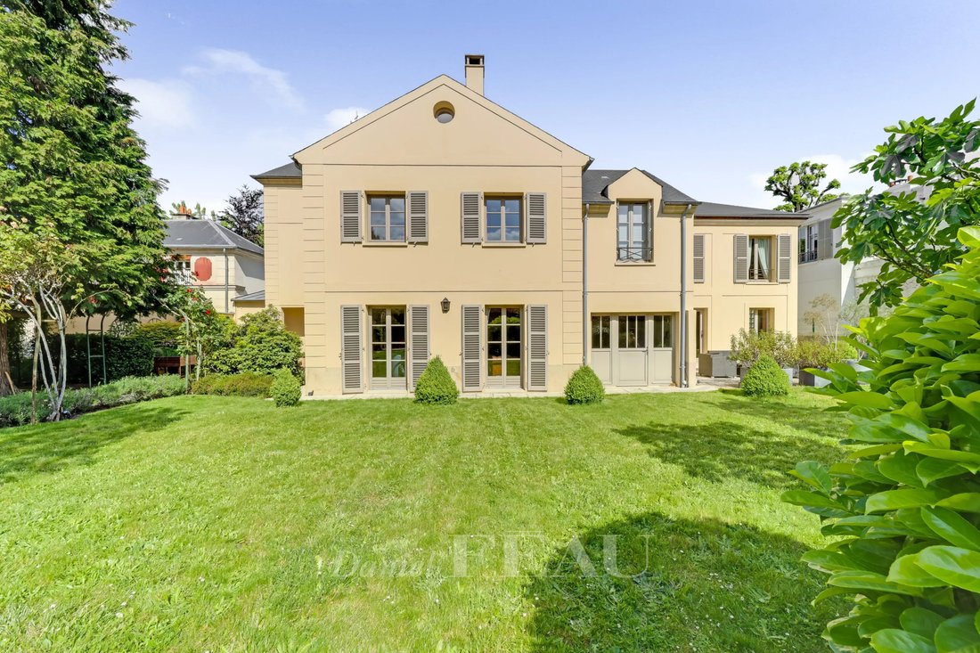 House in Montreuil, Versailles, France 2 - 18038103