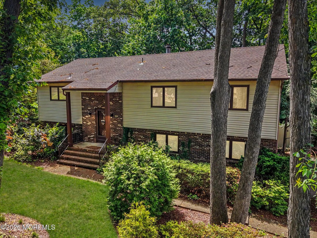 House in Wayne, New Jersey, United States 2 - 18038823
