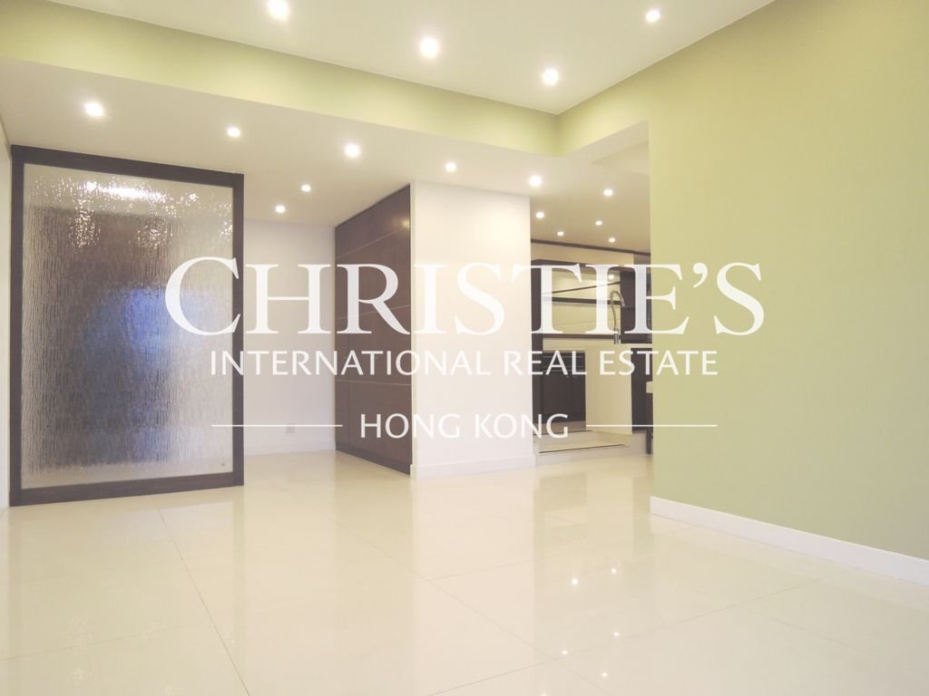 Apartment in Hong Kong, Hong Kong 3 - 18046154
