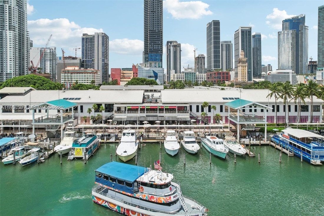 Condo in Miami, Florida, United States 2 - 18046713