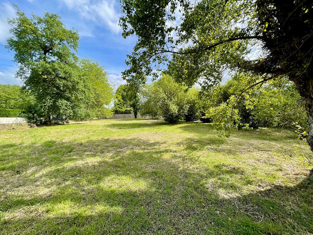 Land in Chemin Long-Garies, Mérignac, France 1 - 18038975