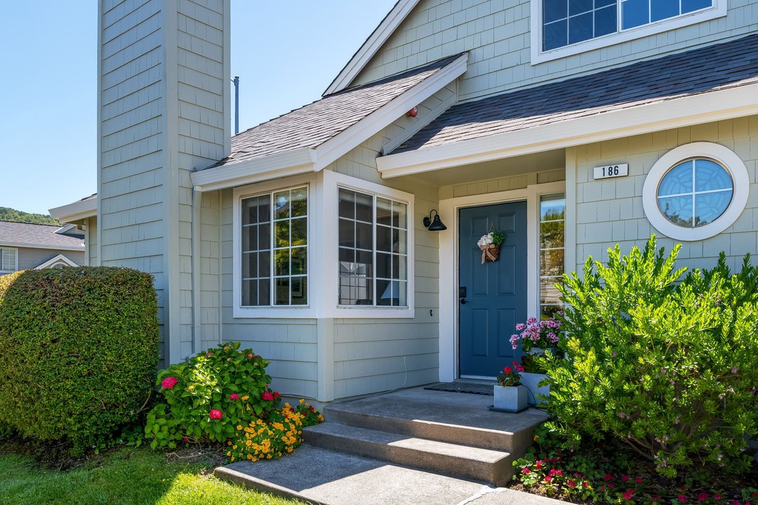 House in Novato, California, United States 2 - 18040005