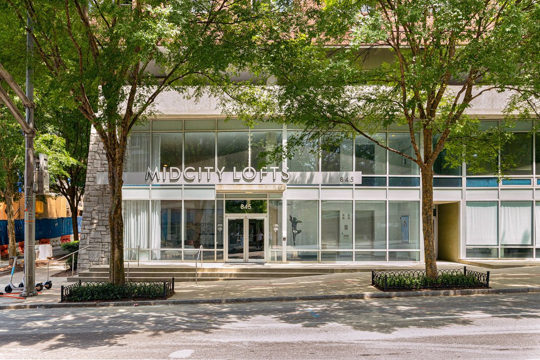 Condo in Atlanta, Georgia, United States 1 - 18045636
