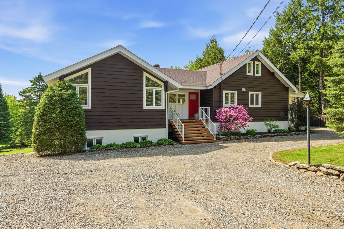 House in Lac-Brome, Quebec, Canada 3 - 17270258