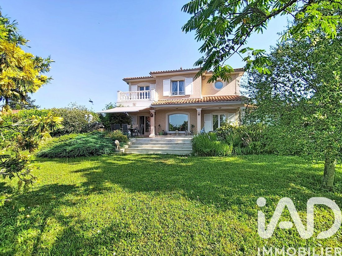 House in Craponne, Auvergne-Rhône-Alpes, France 1 - 18046391
