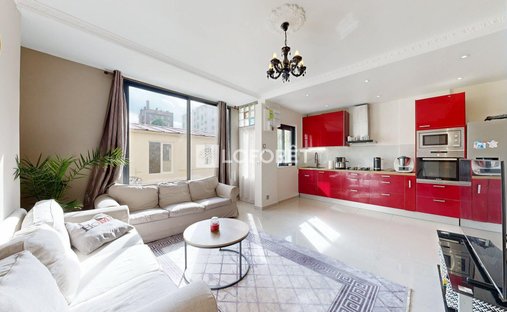 Villa in Centre, Nanterre, France 1