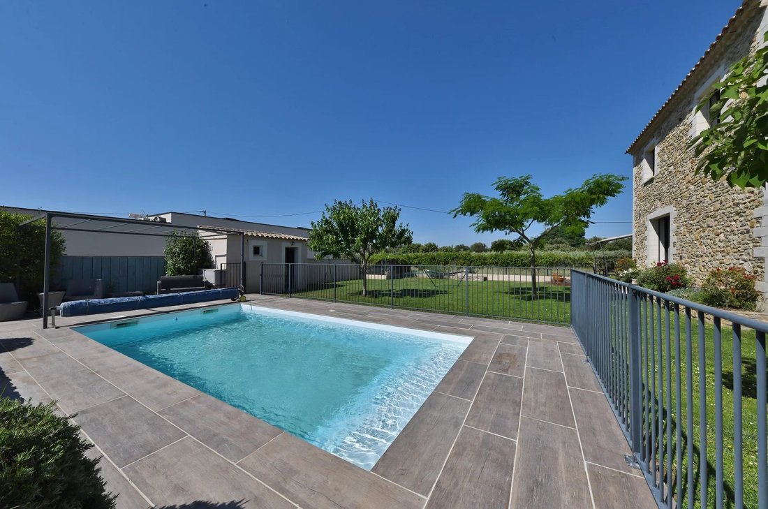 Villa in Uzès, Occitania, France 2 - 18038304