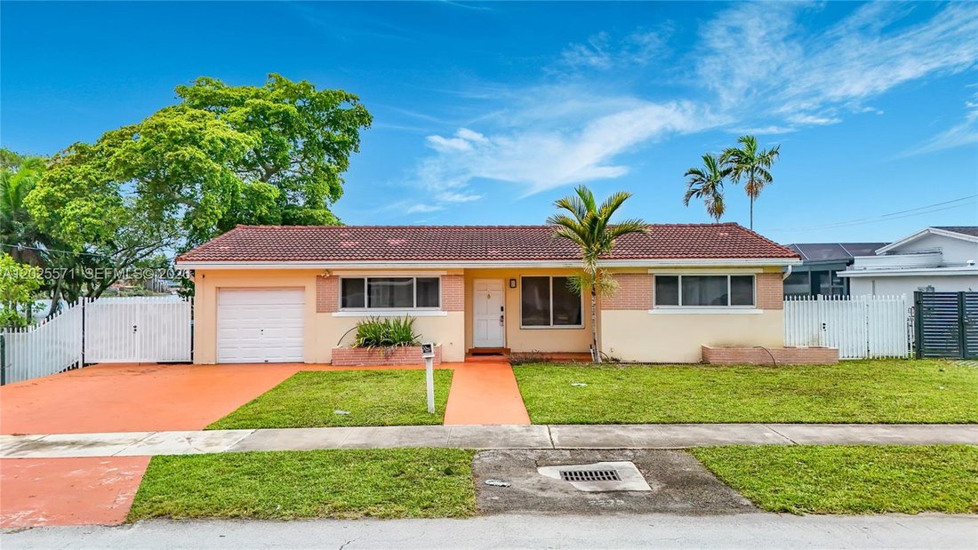 House in Aventura, Florida, United States 5 - 18041387