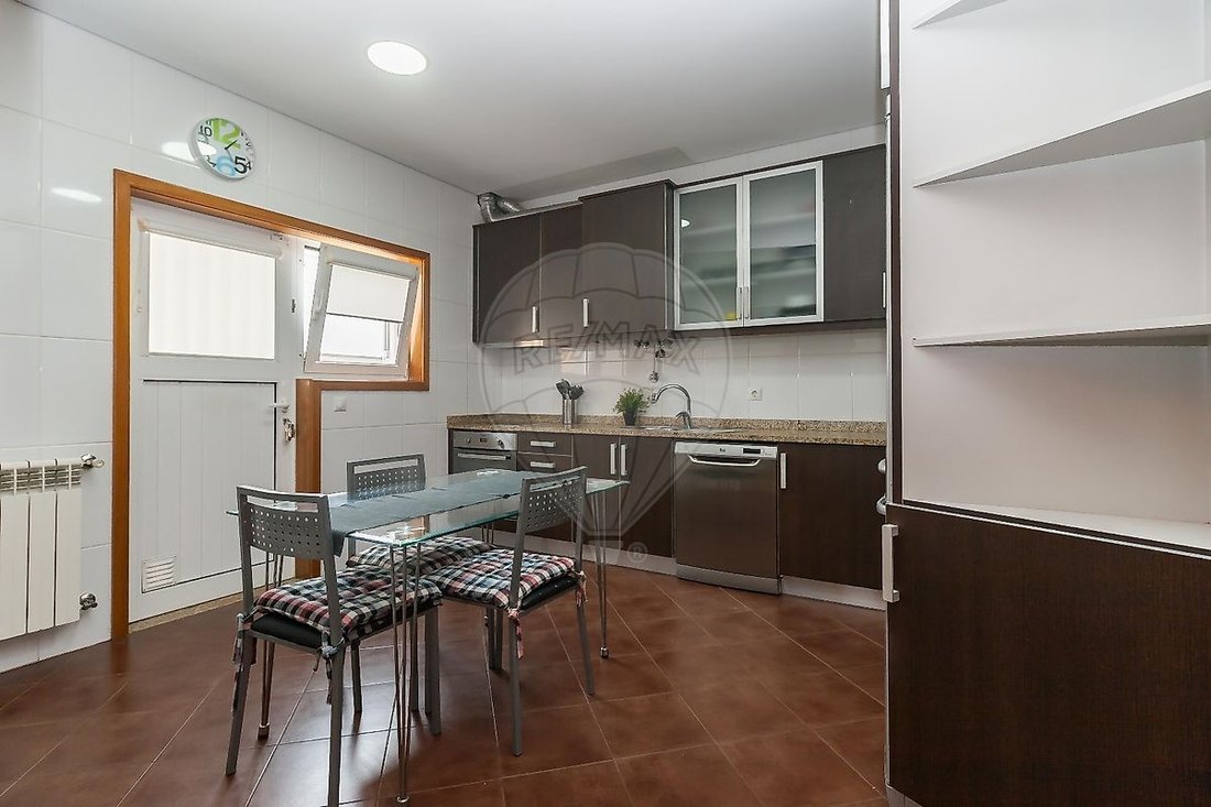House in Aver-o-Mar, Amorim e Terroso, Porto District, Portugal 3 - 18051009