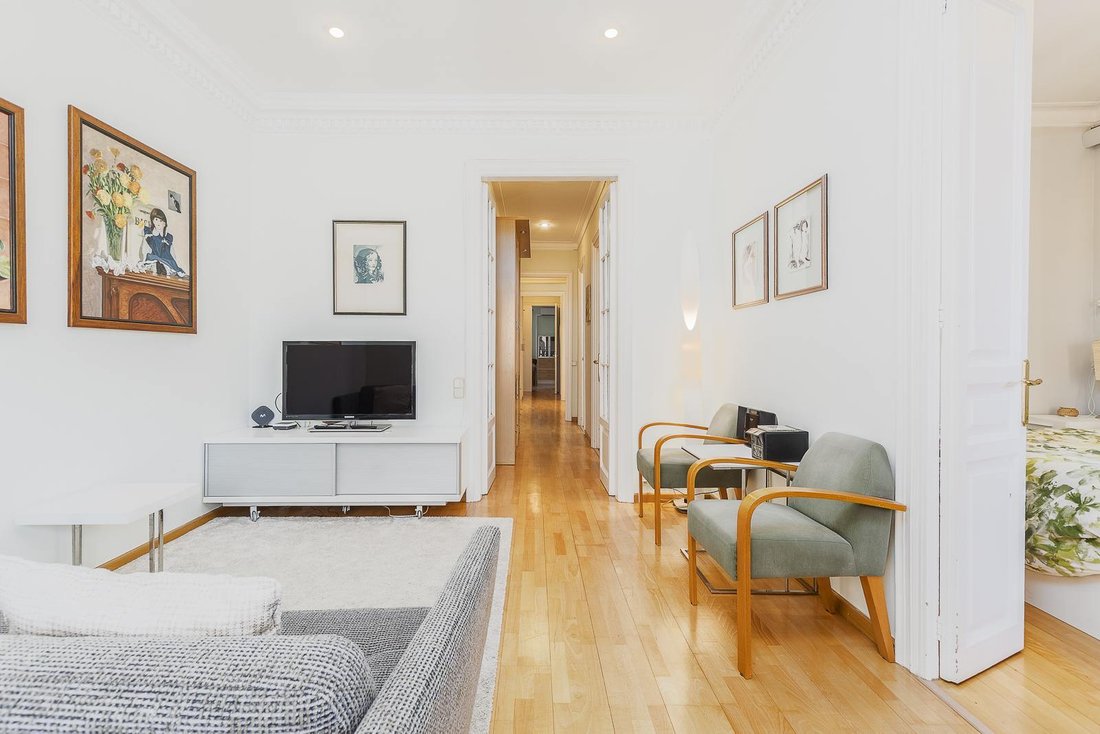 Apartment in Eixample, Barcelona, Spain 5 - 18036963