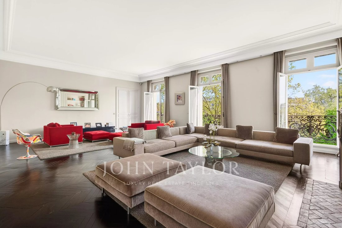 Apartment in Chaillot, Paris 16e Arrondissement, Paris 2 - 18038612