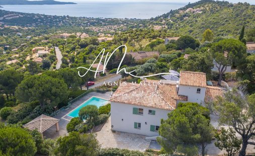 Estate in Nord, Cavalaire-sur-Mer, France 1