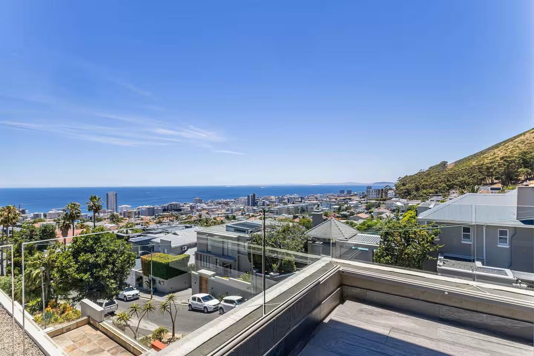 House in Fresnaye, Bakoven, Cape Town 5 - 18036704