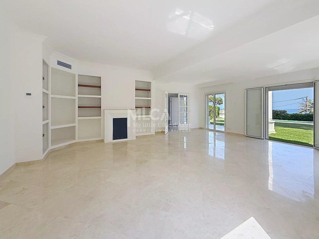 Villa in Antibes, Provence-Alpes-Côte d'Azur, France 5 - 18038503