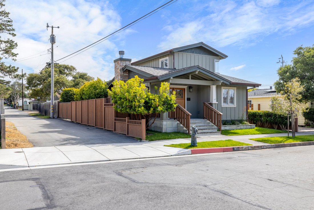House in Pacific Grove, California, United States 2 - 18039748