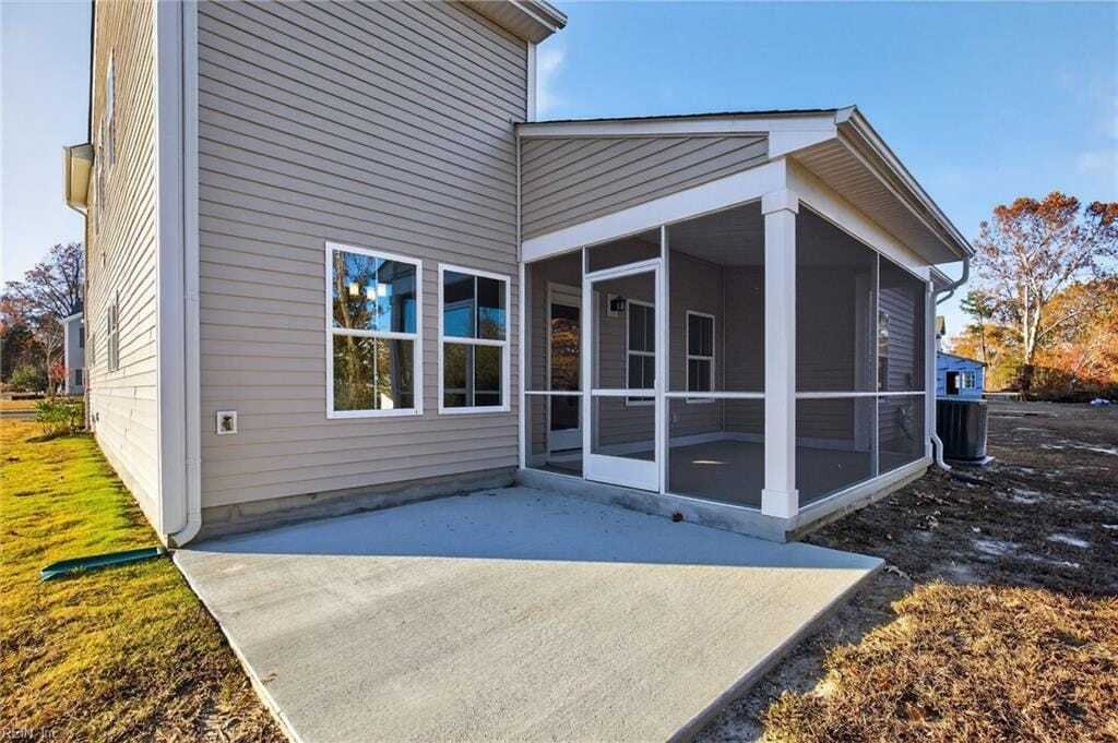 House in Suffolk, Virginia, United States 2 - 18038045