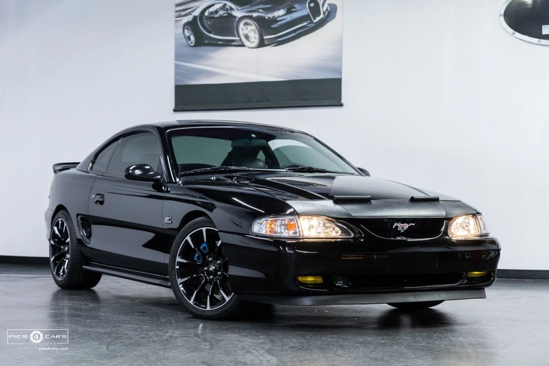 Coupe in San Diego, CA, United States 1 - 18050429