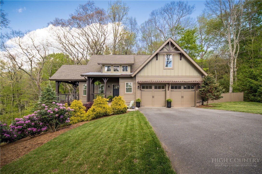 House in Blowing Rock, North Carolina, United States 1 - 18045096