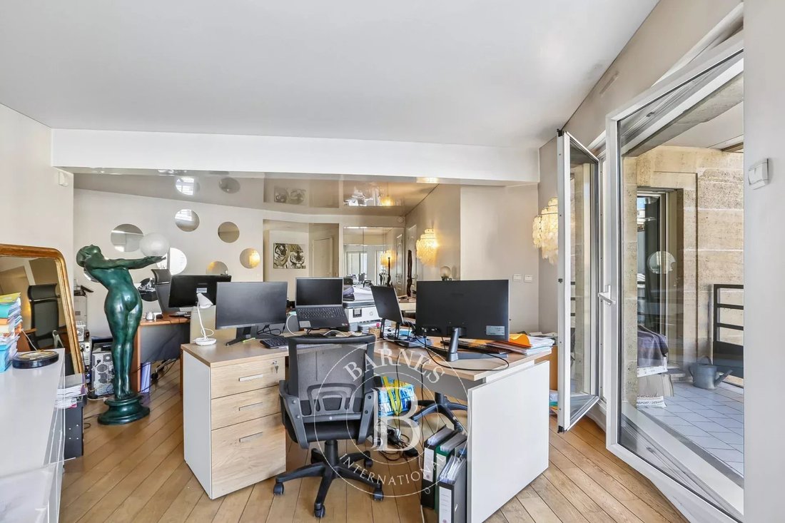 Apartment in Muette Nord, Paris 16e Arrondissement, Paris 3 - 18038219