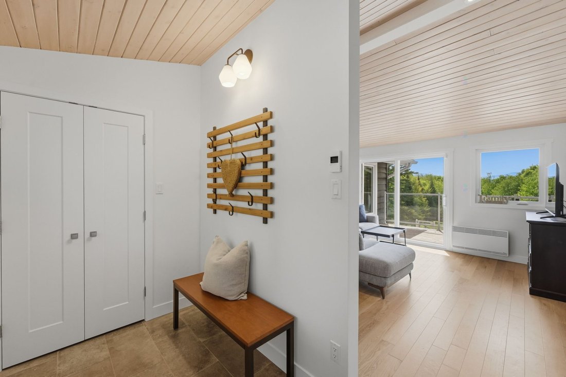 House in Lac-Brome, Quebec, Canada 5 - 17270258