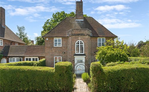 House in Temple Fortune, Barnet, England 1