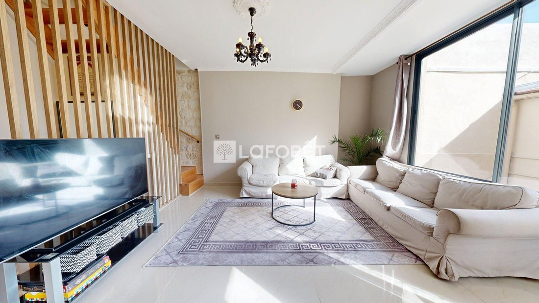 Villa in Centre, Nanterre, France 5 - 18039043