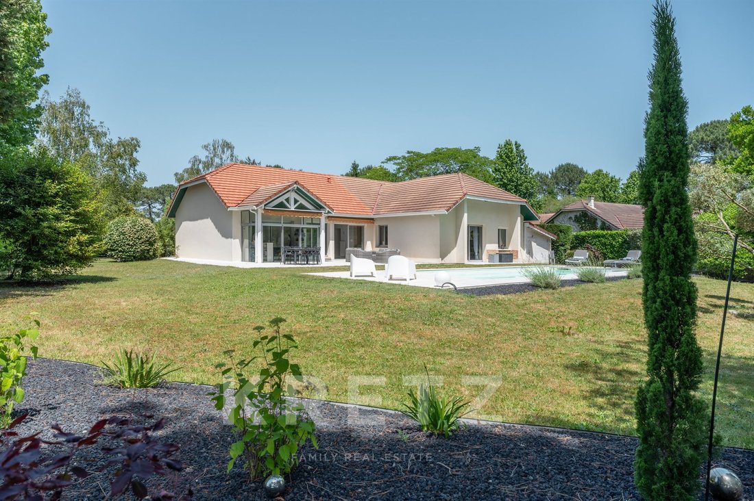 House in Toctoucau, Pessac, France 1 - 18048901