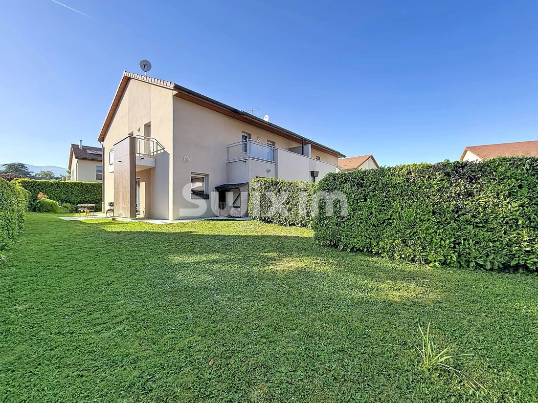 House in Prévessin-Moëns, Auvergne-Rhône-Alpes, France 1 - 18038195