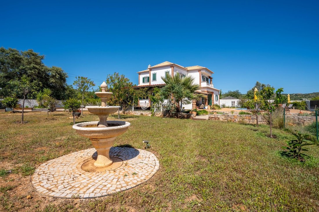 Villa in Loule (Sao Clemente), Algarve, Portugal 4 - 18039236