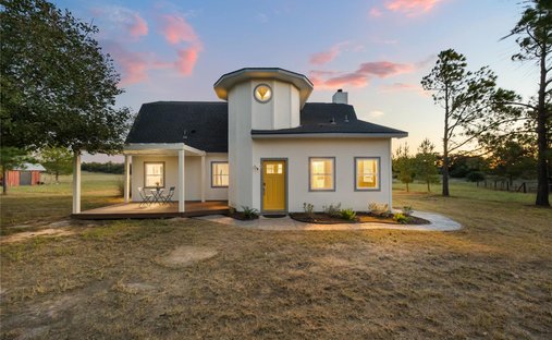 McDade, Texas, United States 1
