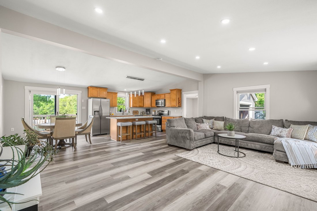 House in Amesbury, Massachusetts, United States 3 - 18039286