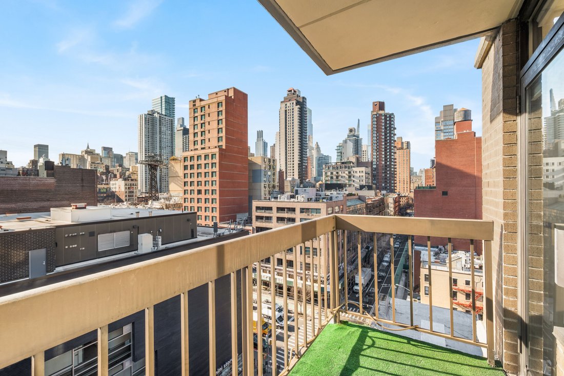 Condo in New York, New York, United States 3 - 18044501